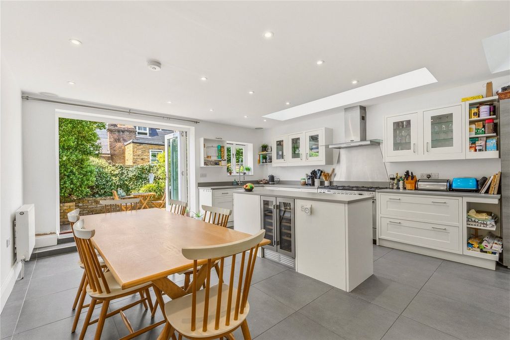 Property photo 1 of 9 Picture No. 44