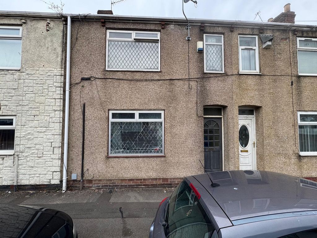 Property photo 1 of 18