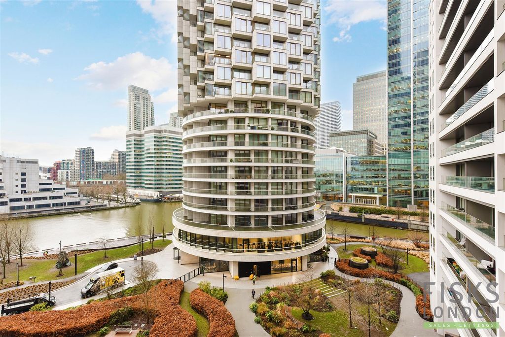 Property photo 1 of 7 Flat 44 Arnhem Wharf (13).Jpg