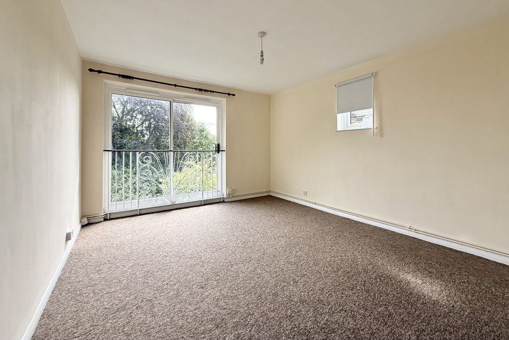 Property photo 2 of 10 2