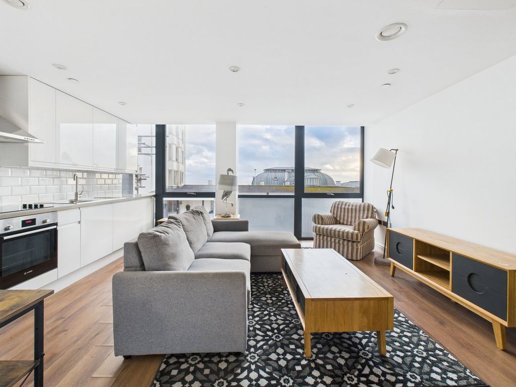 Property photo 3 of 10