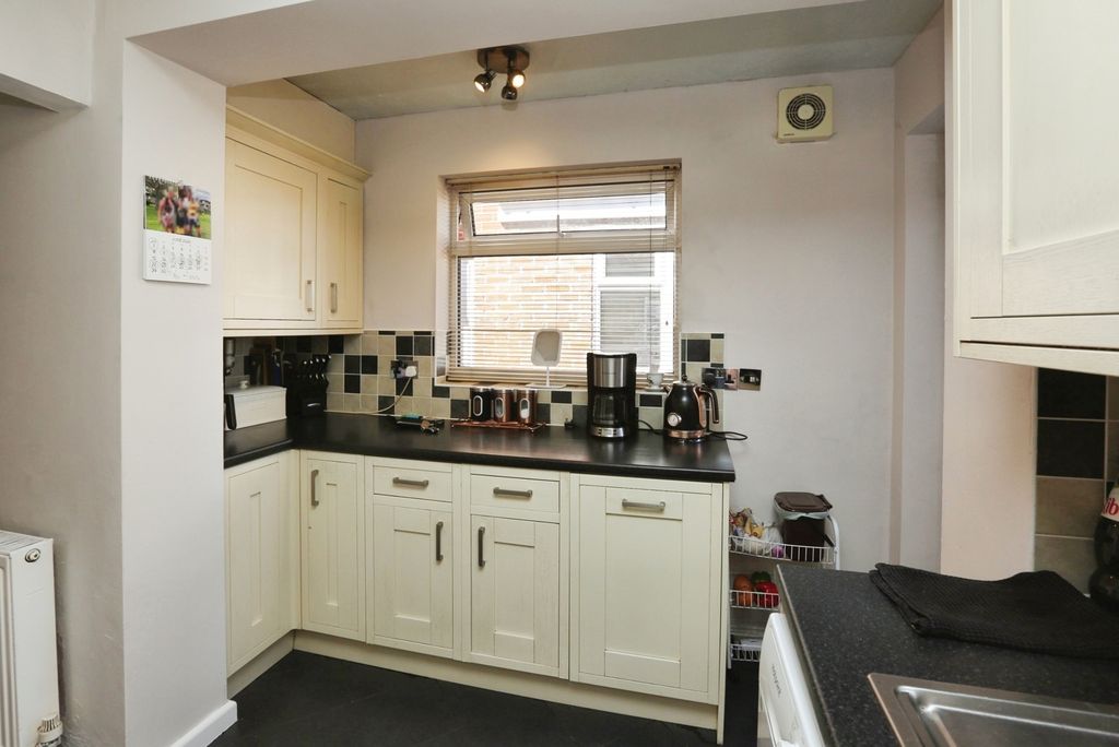 Property photo 3 of 19 Pbox-Img.Jpg