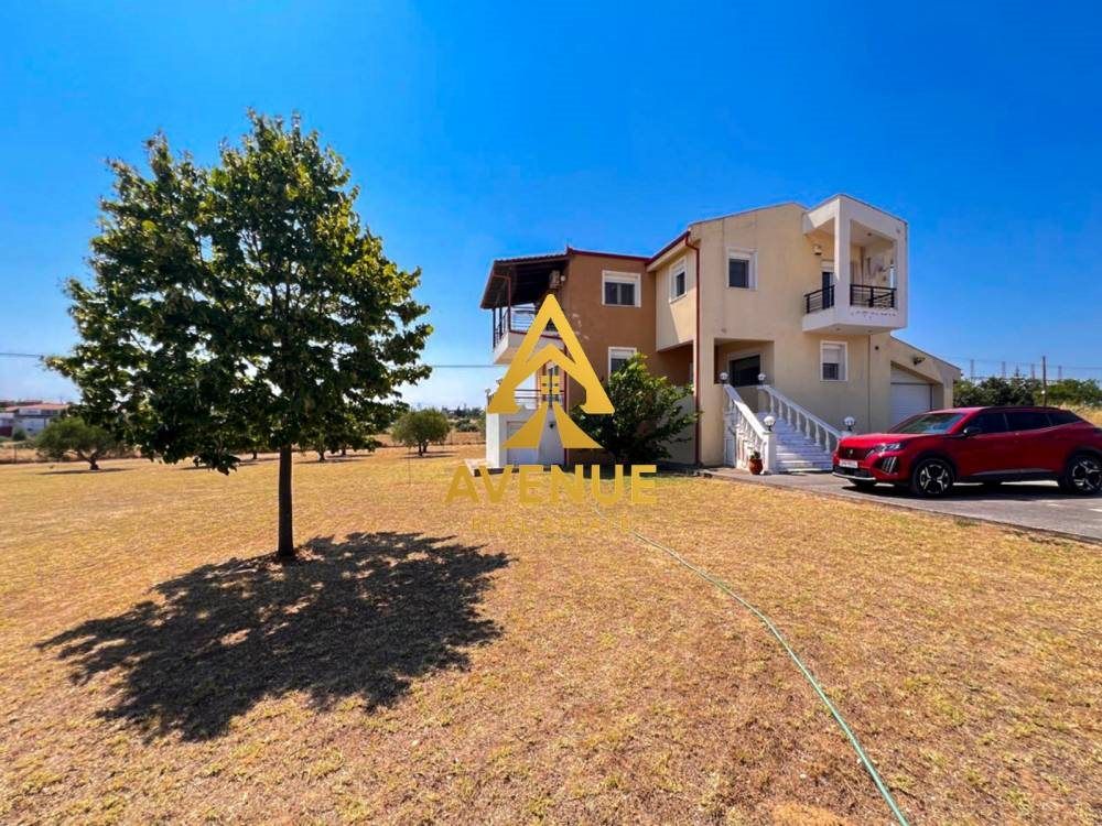 Property photo 1 of 25 Detached 235Sqm In Mikra