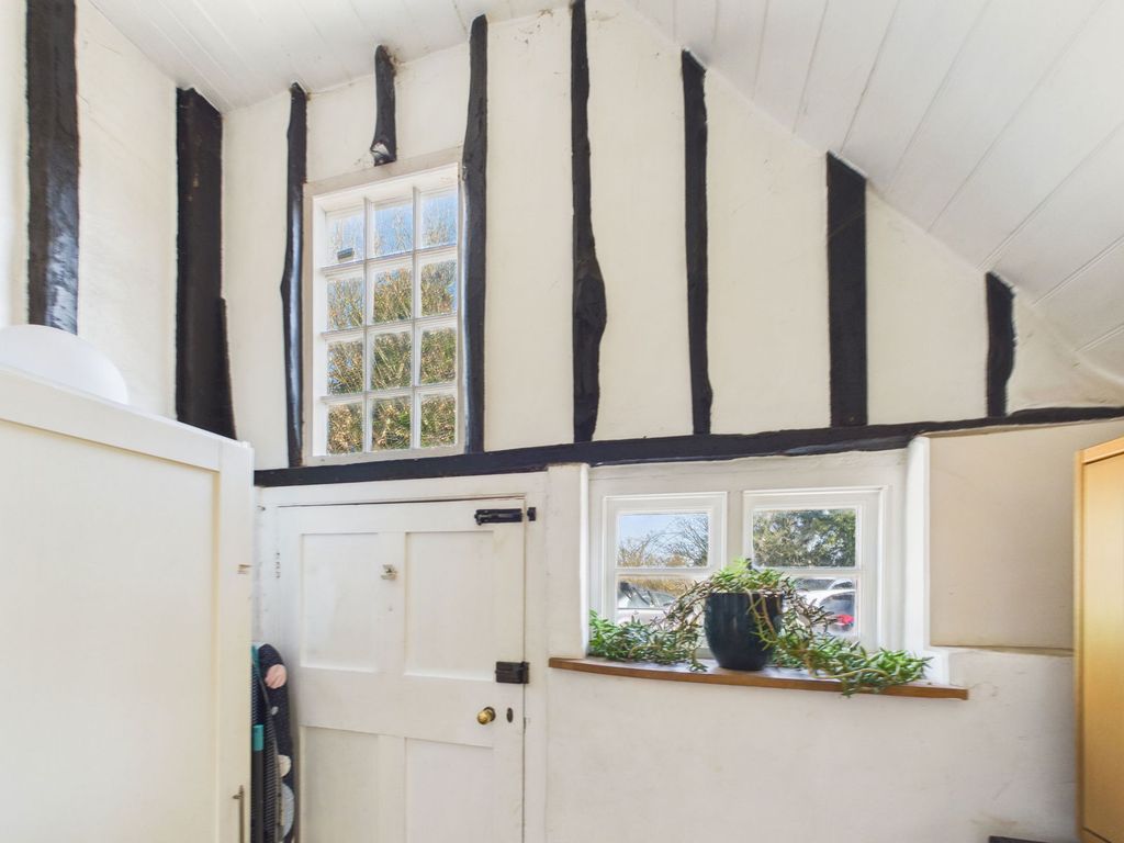 Property photo 3 of 25