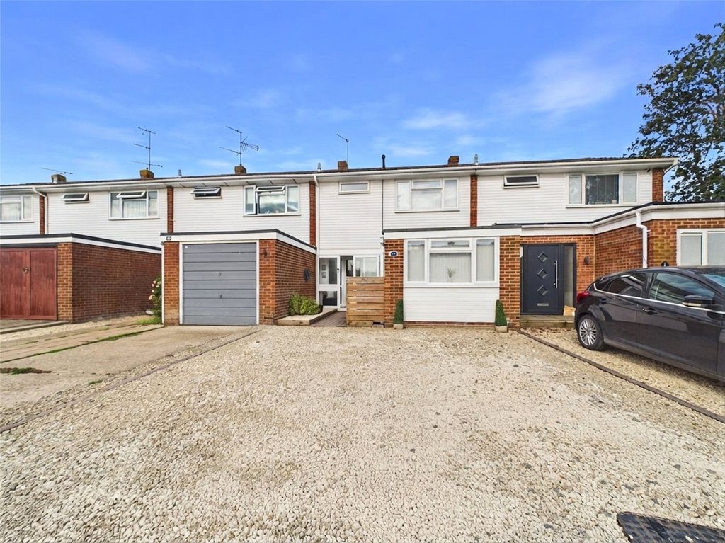 Property photo 1 of 21 Front