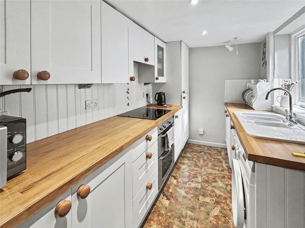 Property photo 3 of 12 Picture No. 06