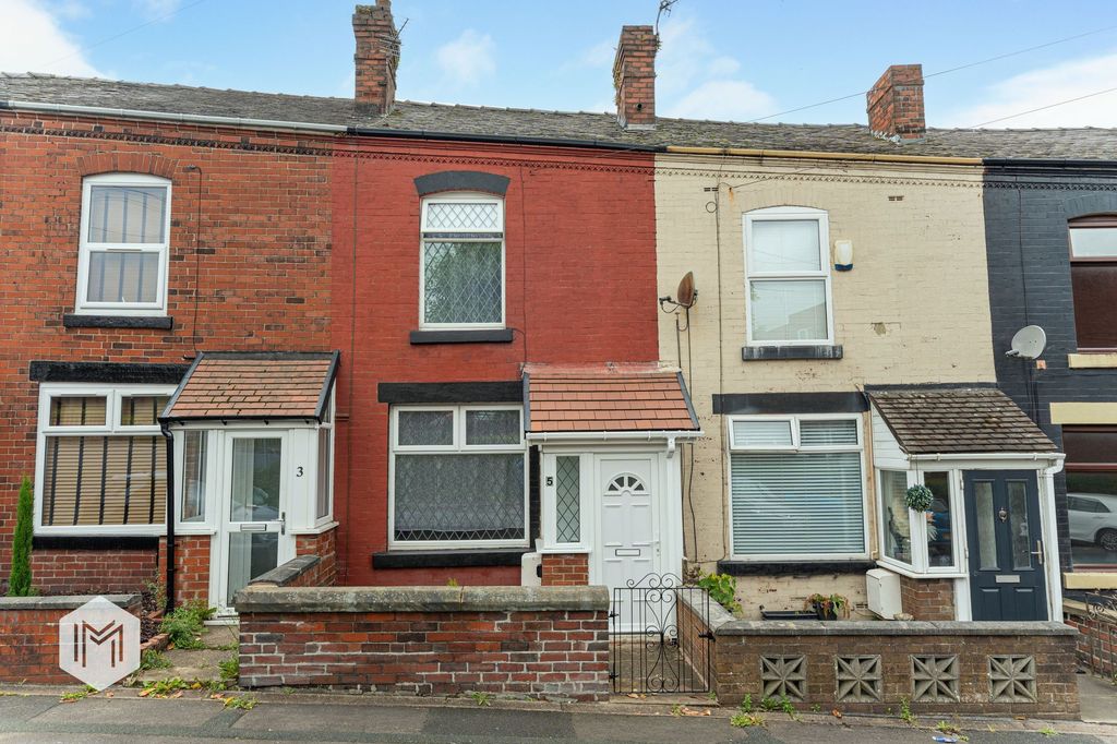 Property photo 3 of 14