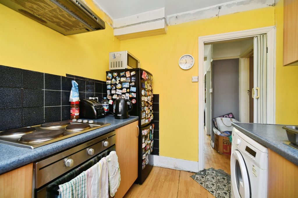 Property photo 3 of 16