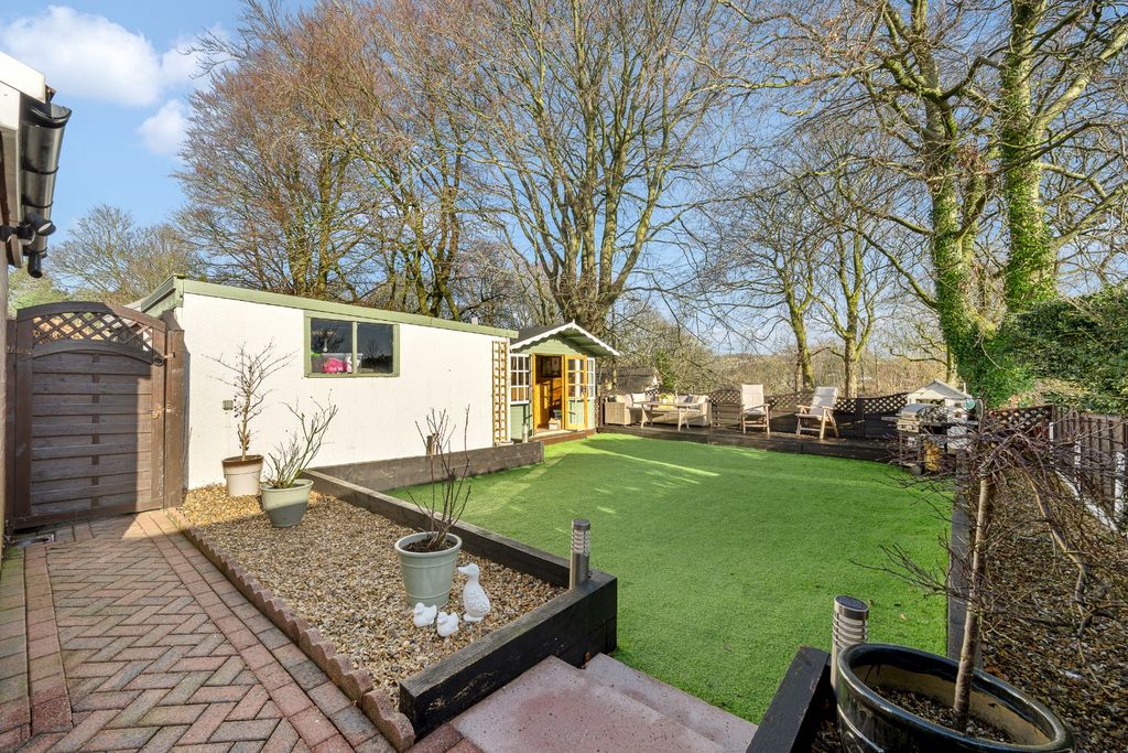 Property photo 2 of 45 4836931