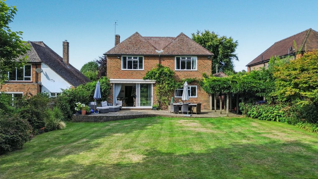 Property photo 1 of 28 Picture No. 53
