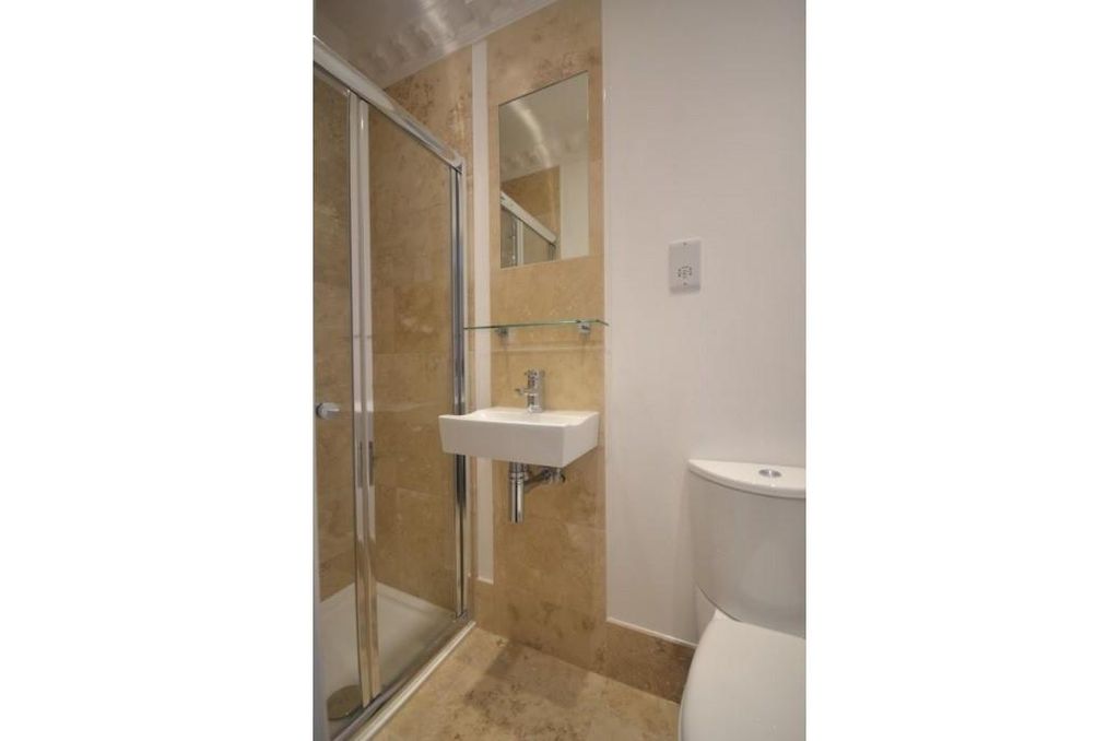 Property photo 3 of 4