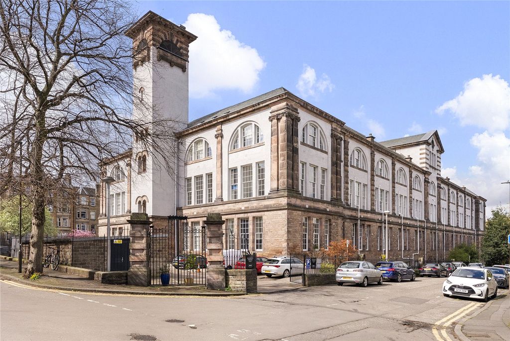 Property photo 1 of 35 Flat79, 26 Viewforth