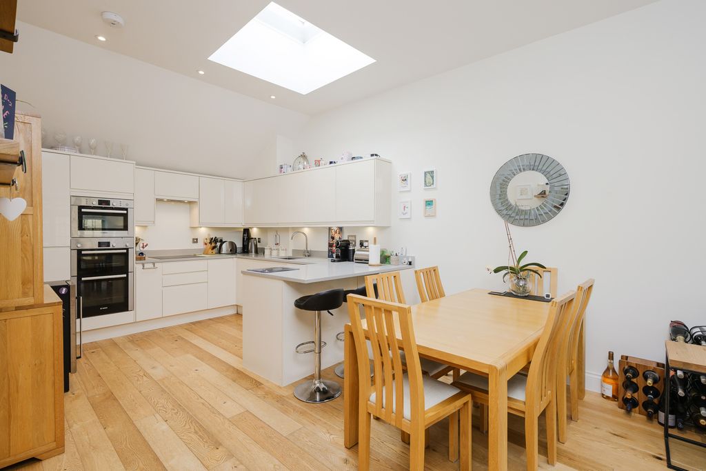 Property photo 2 of 13 Picture No. 03