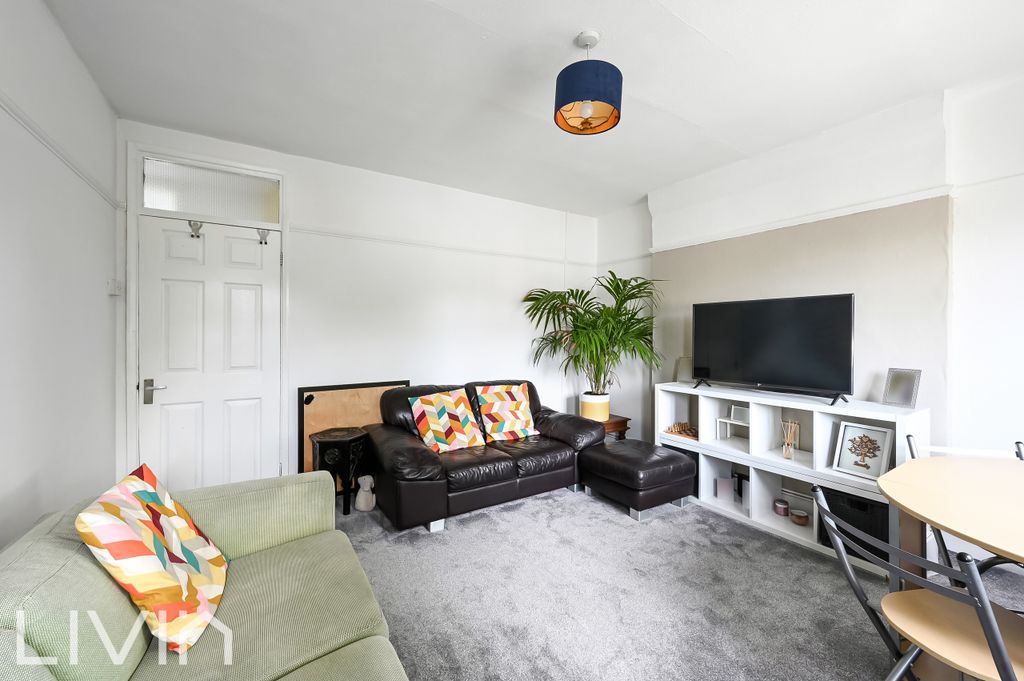 Property photo 2 of 15 2