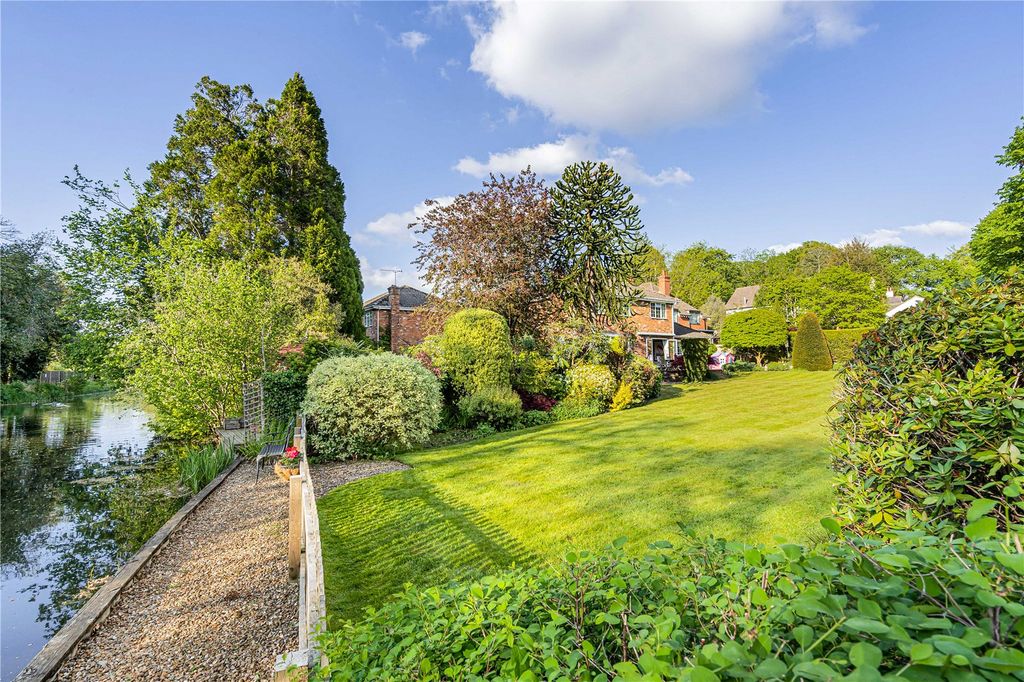 Property photo 2 of 26 Picture No. 71