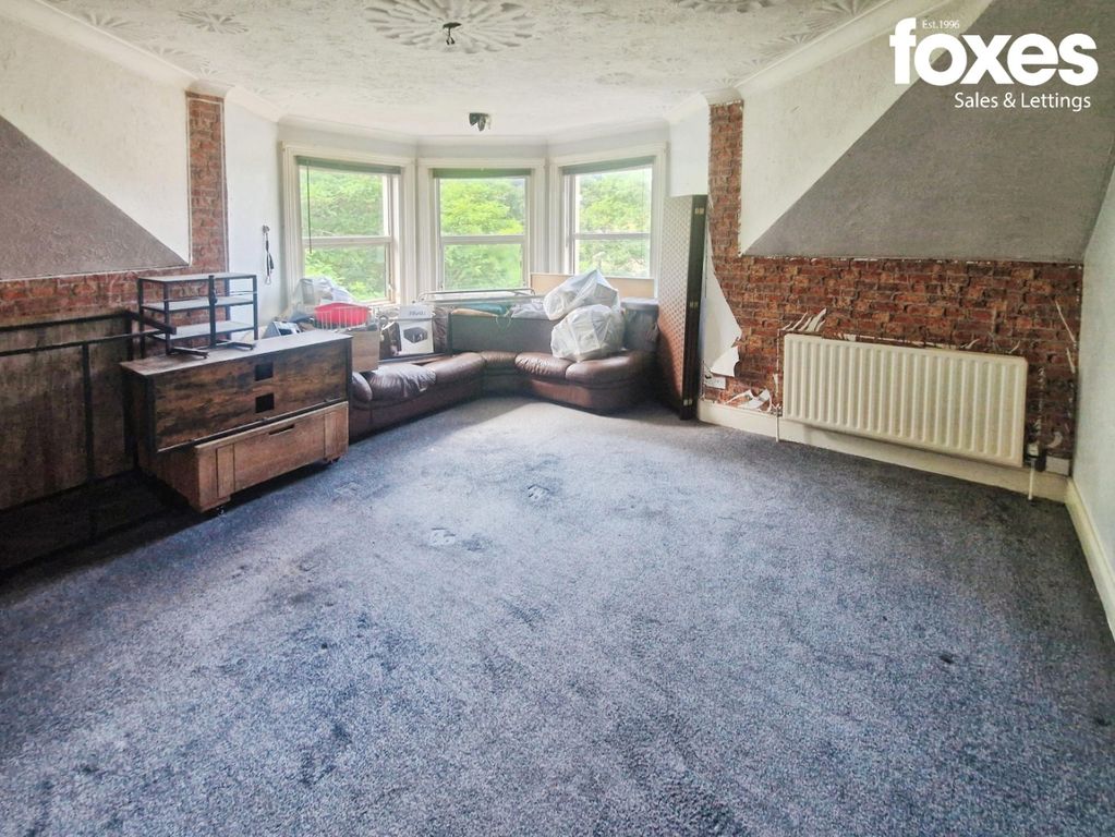 Property photo 2 of 8 3947982