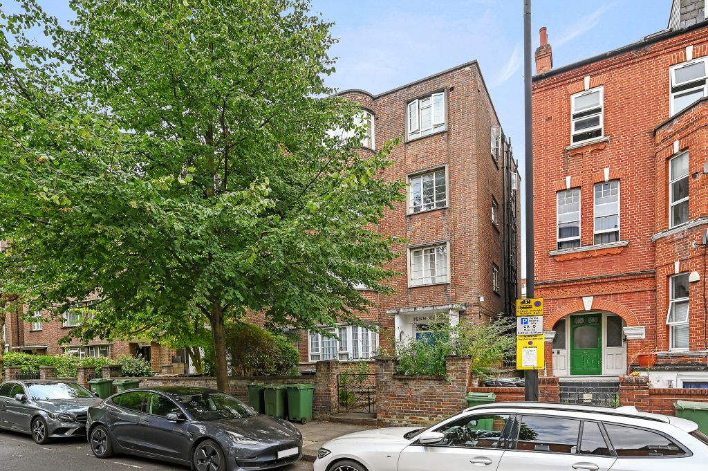 Property photo 2 of 12