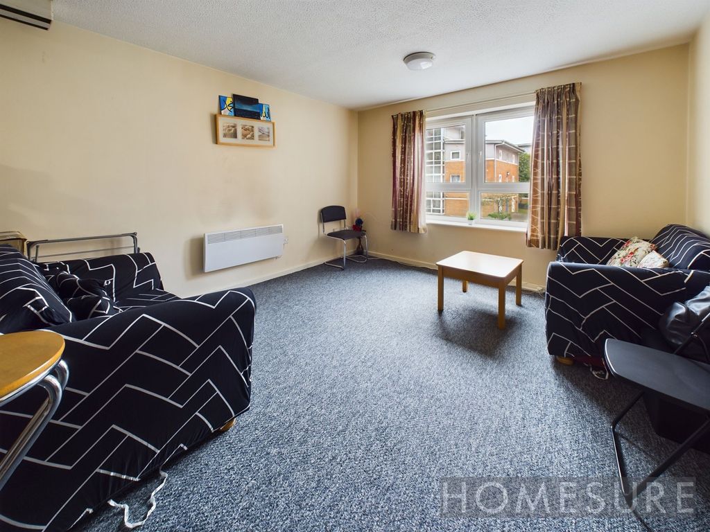 Property photo 3 of 8