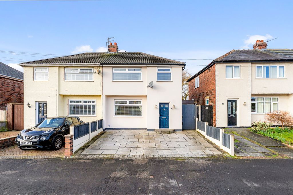 Property photo 1 of 22