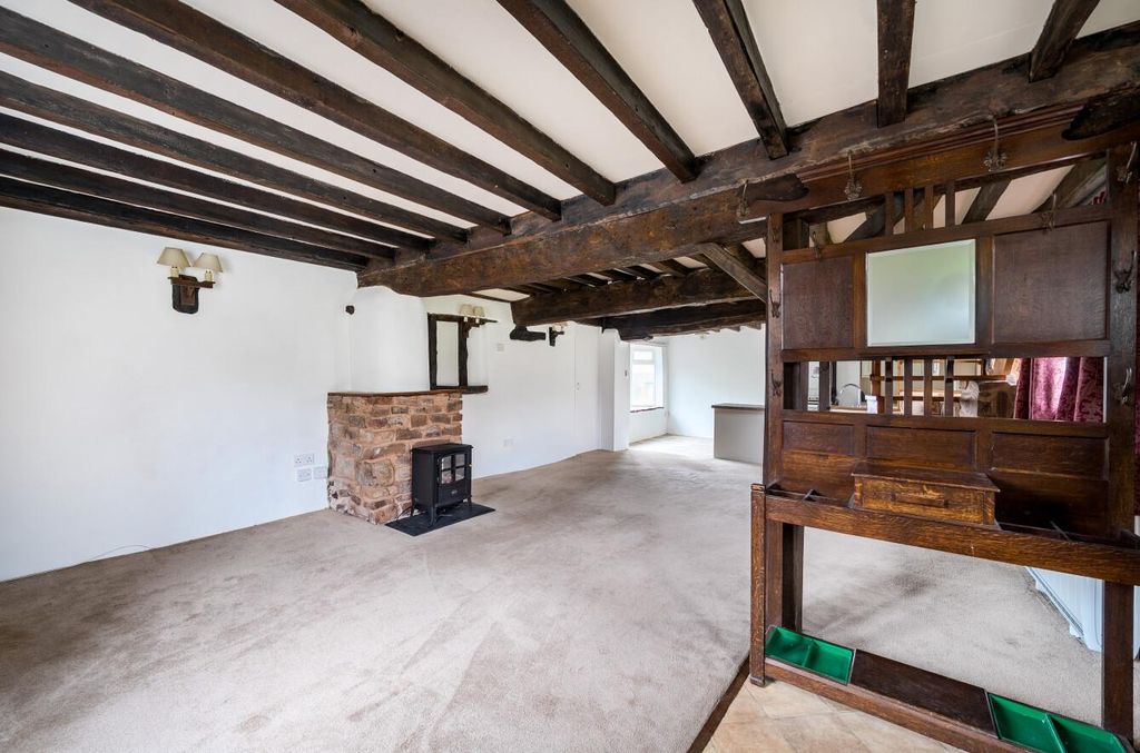 Property photo 3 of 9 Sitting Room