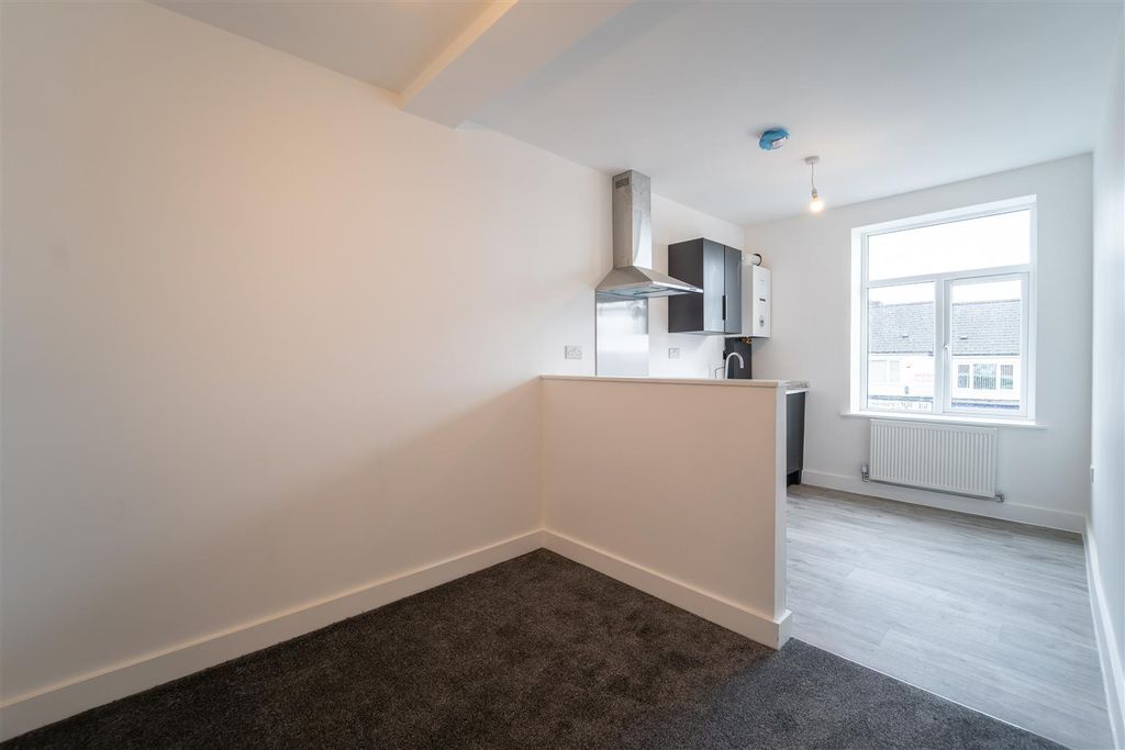 Property photo 3 of 11 Nik07125.Jpg