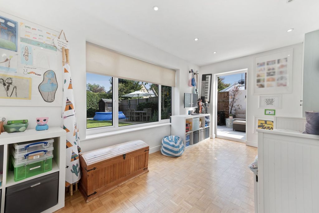 Additional image 8 of 4 bed detached house to rentKimber Close, Windsor SL4