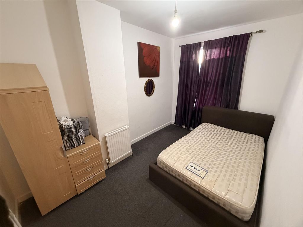 Property photo 2 of 12 Tempimage1Gu5Bv.Jpg