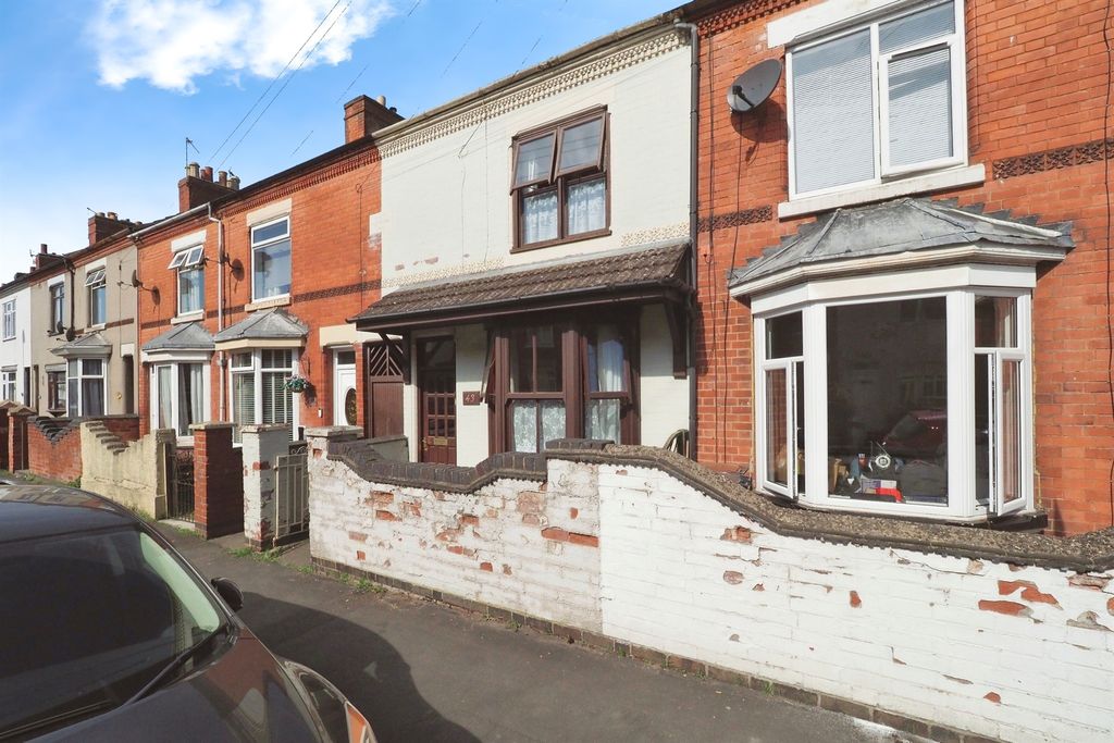 Property photo 2 of 16