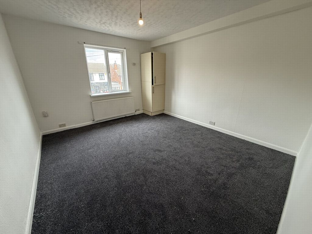 Property photo 2 of 6 Room