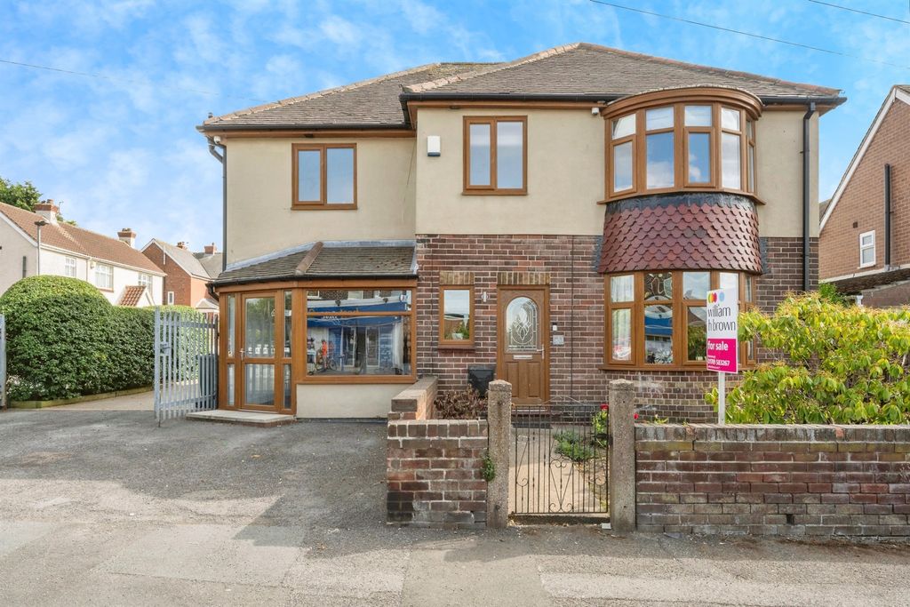 Property photo 1 of 21