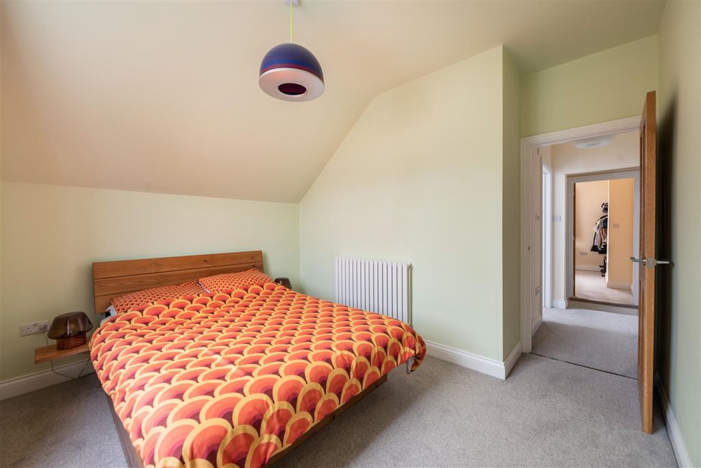 Additional image 6 of 2 bed semi-detached house for saleNutley Lane, Reigate RH2