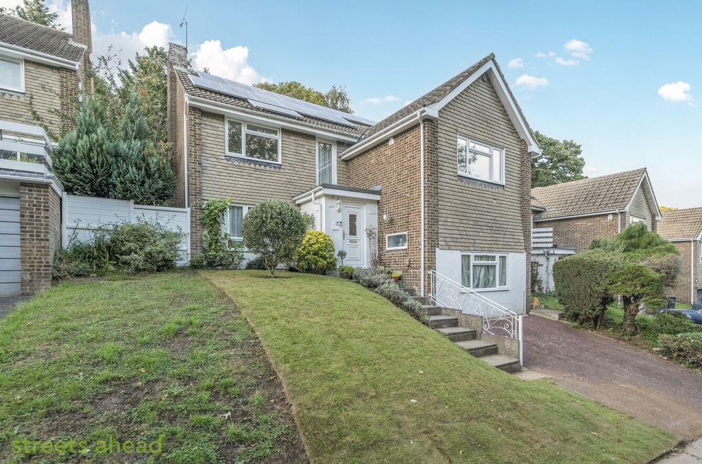 Property photo 1 of 21 Ffd8c469-4Efc-4Ca...