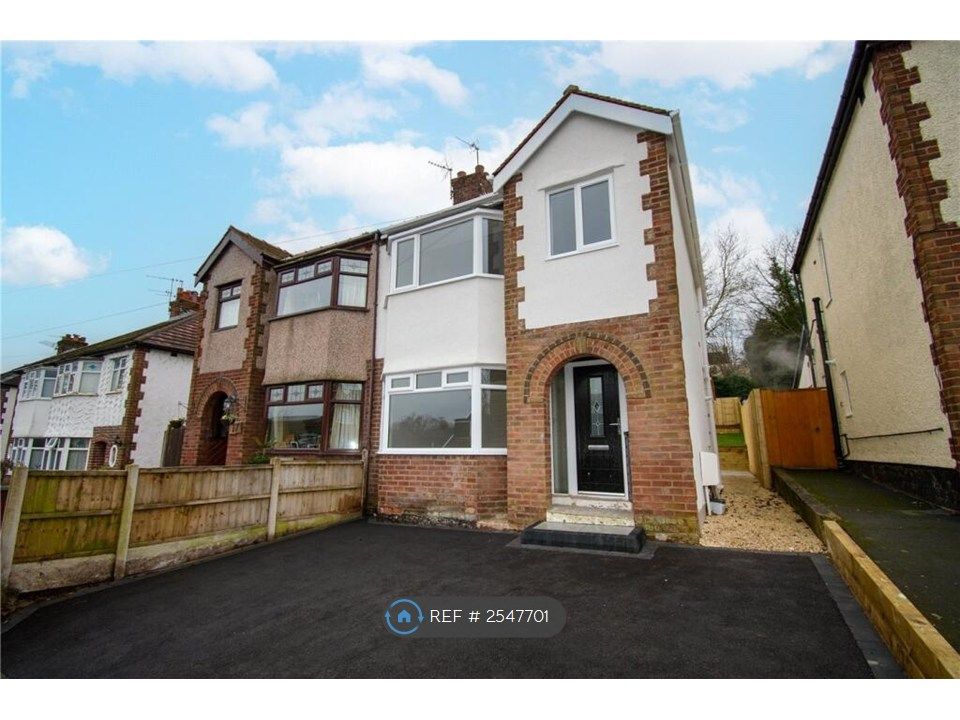 Property photo 2 of 22