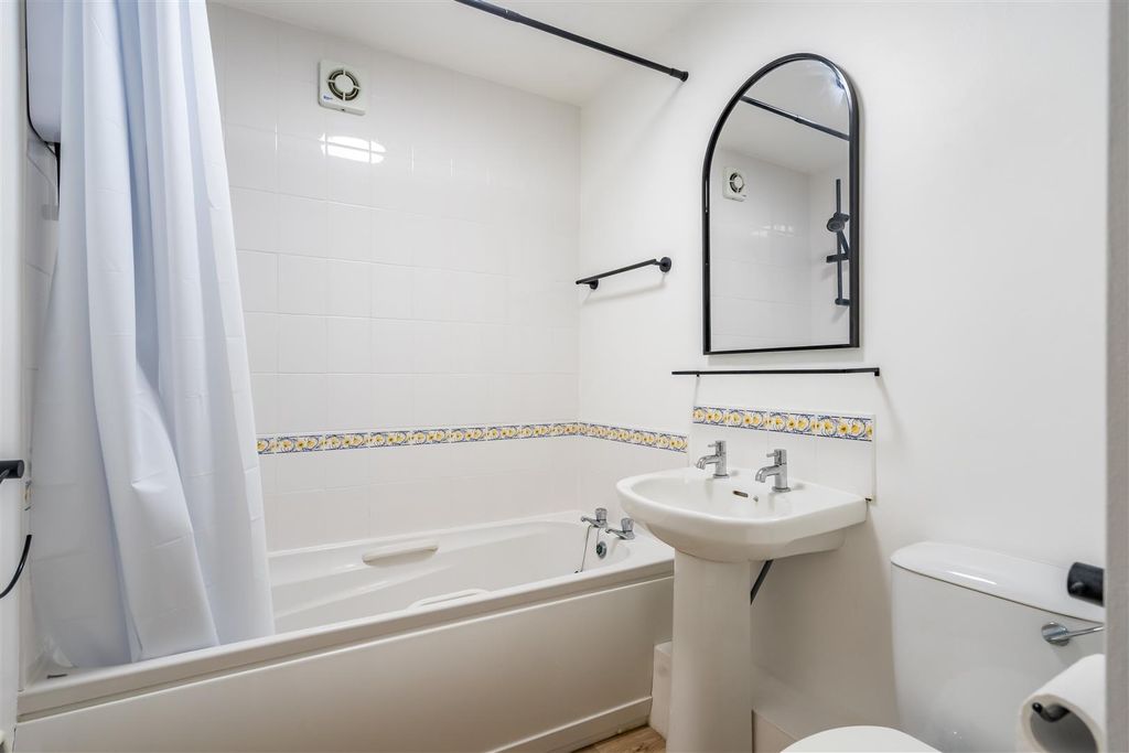 Property photo 3 of 10 8 Ac-3.Jpg