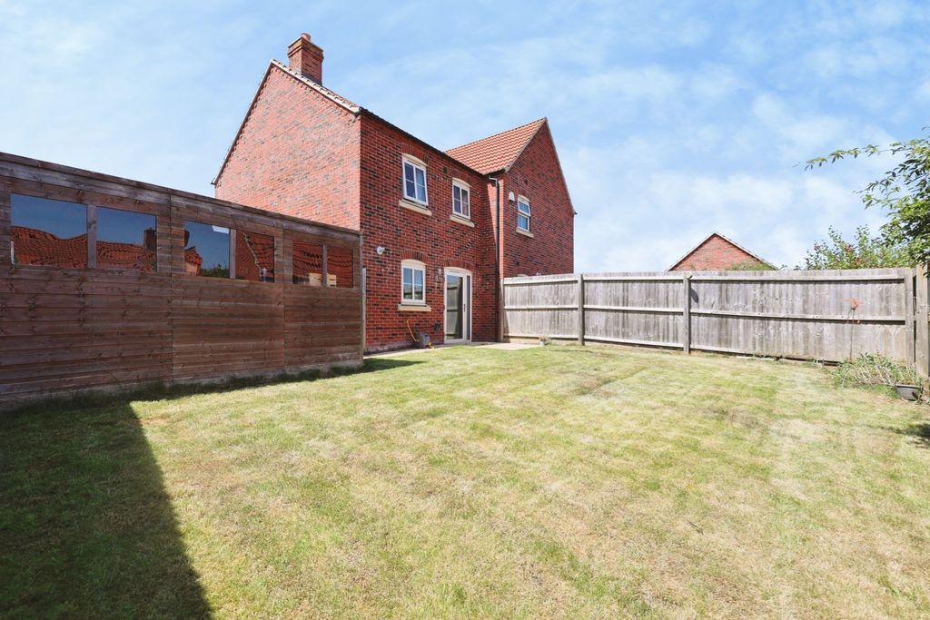Property photo 3 of 14 5241292
