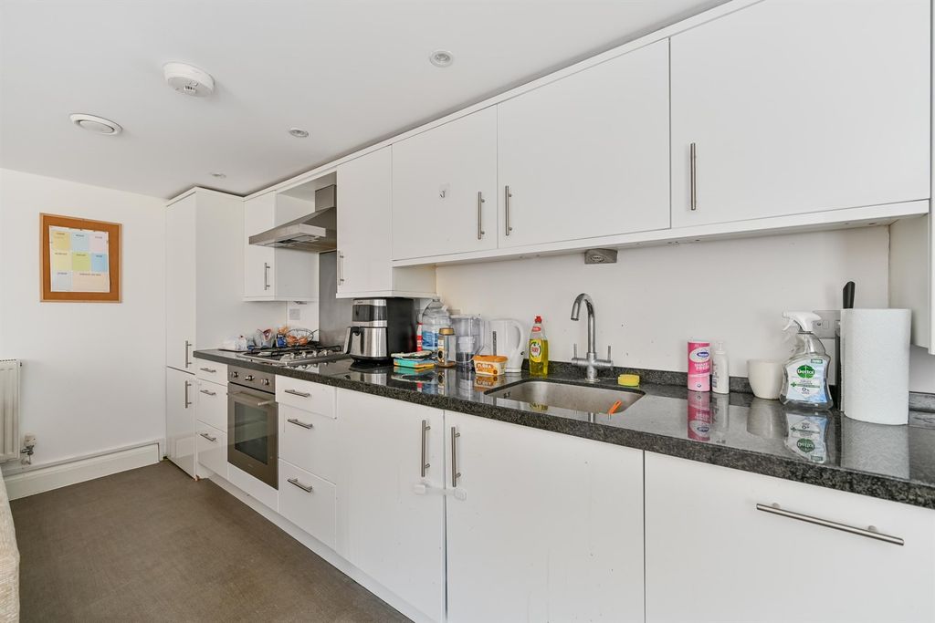 Property photo 2 of 13 Kitchen