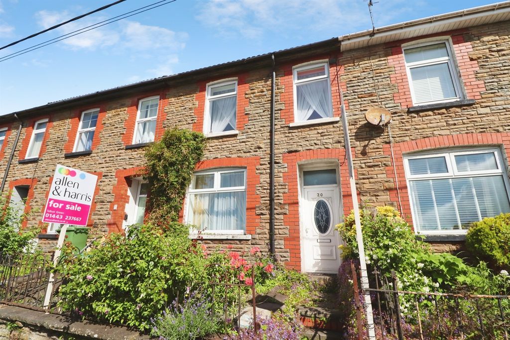 Property photo 1 of 16