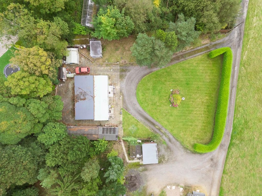 Property photo 3 of 5 00003.Jpg