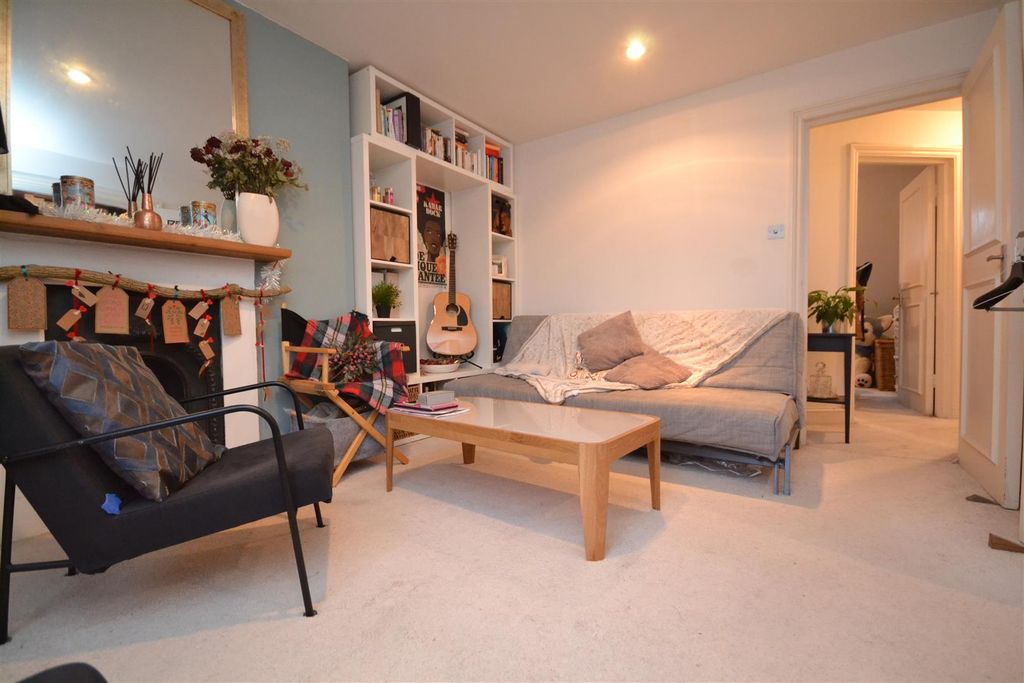 Property photo 3 of 6 Property Photo