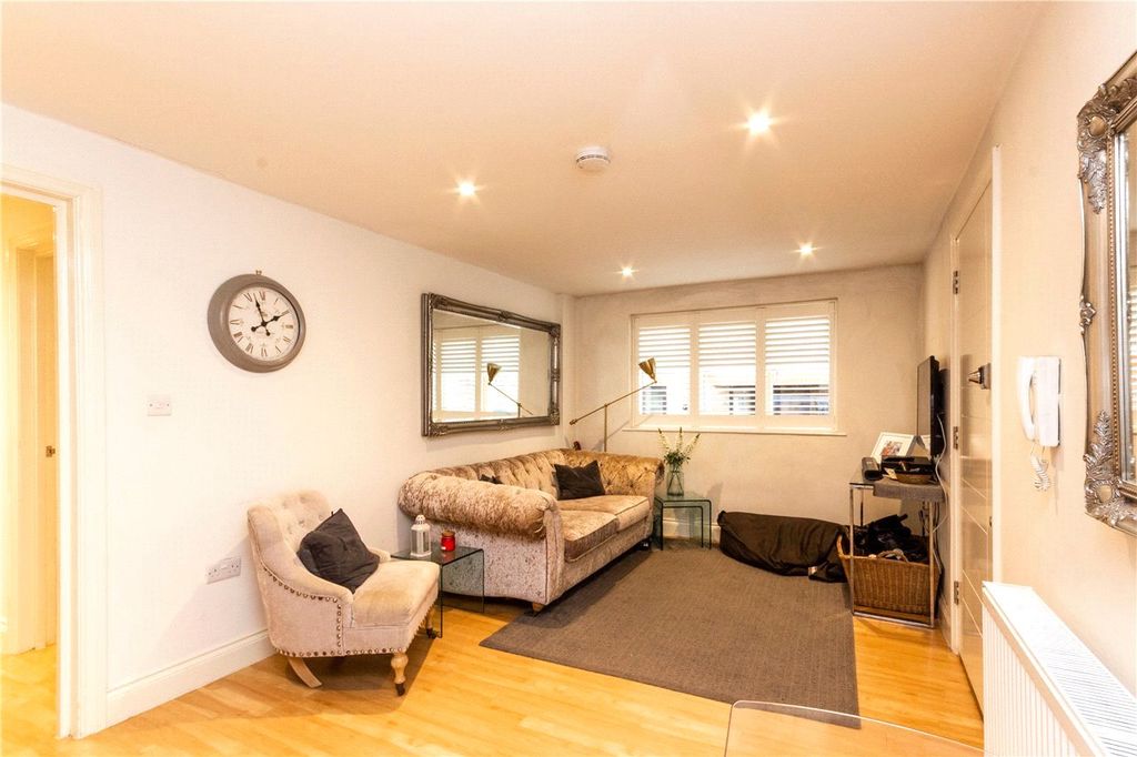 Property photo 2 of 8 Living Room