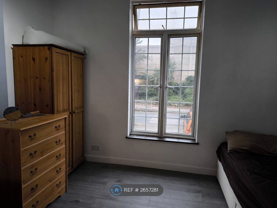 Property photo 3 of 3