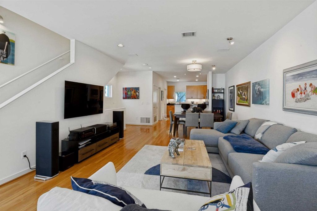 Property photo 3 of 25 <Alttext/>