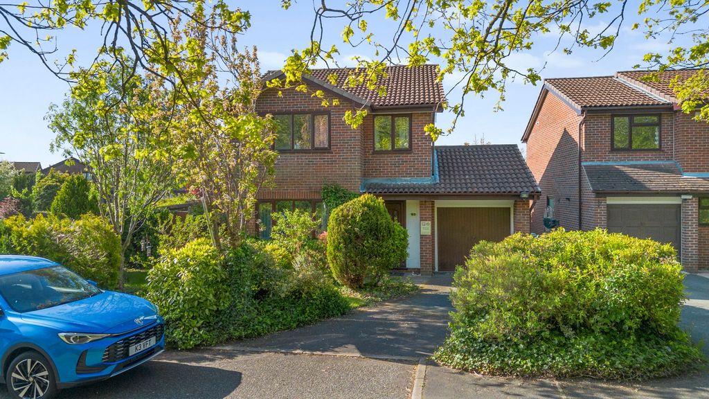 Property photo 1 of 34