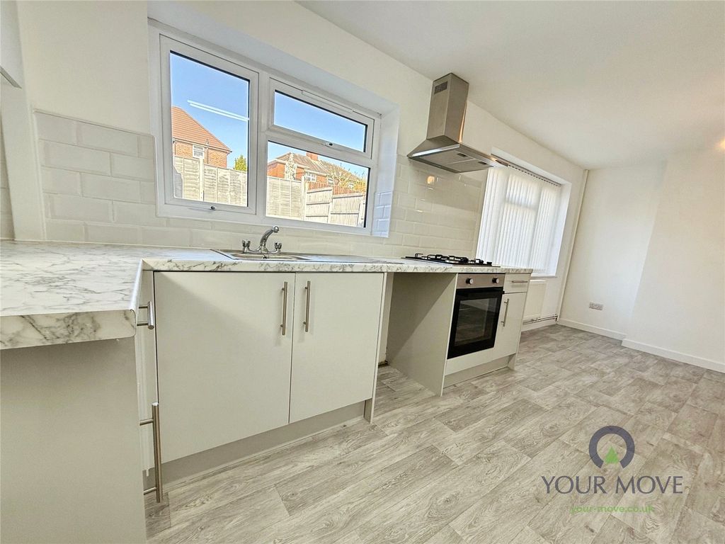 Property photo 3 of 15 Picture No. 18