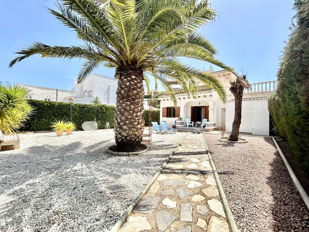 Property photo 3 of 43