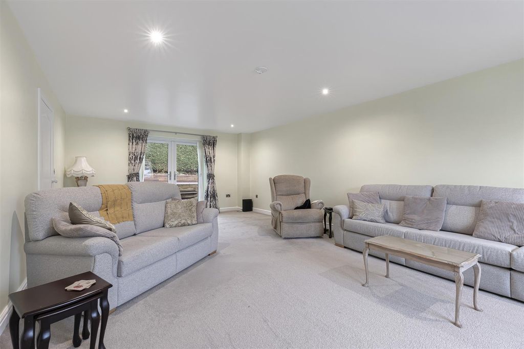 Additional image 5 of 4 bed detached house for saleBen Rhydding Road, Ilkley LS29