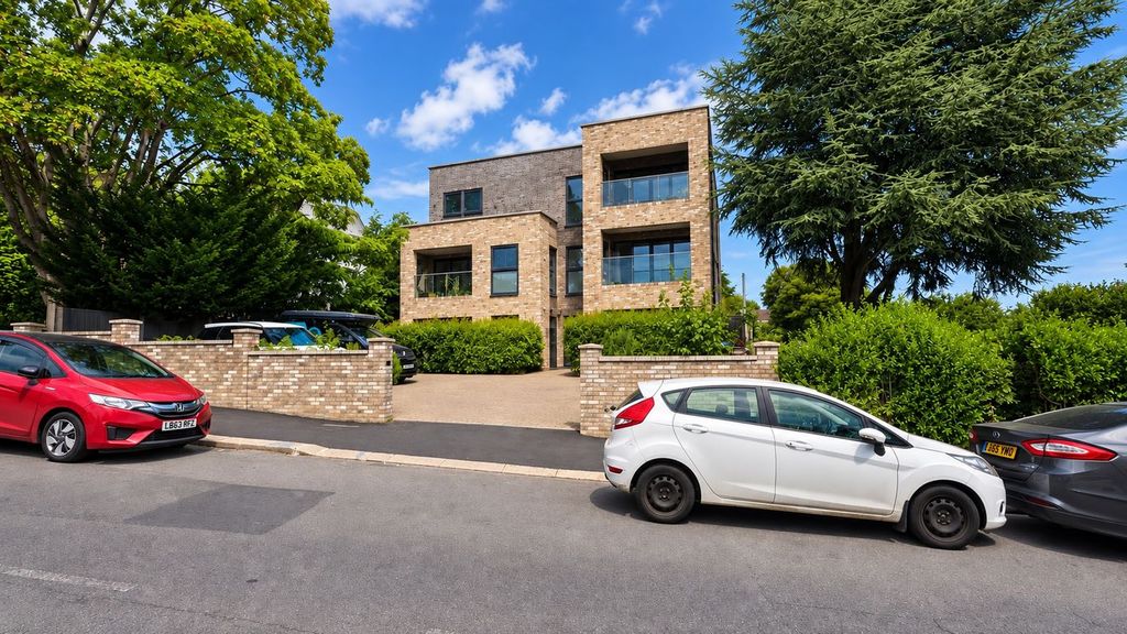 Property photo 1 of 13