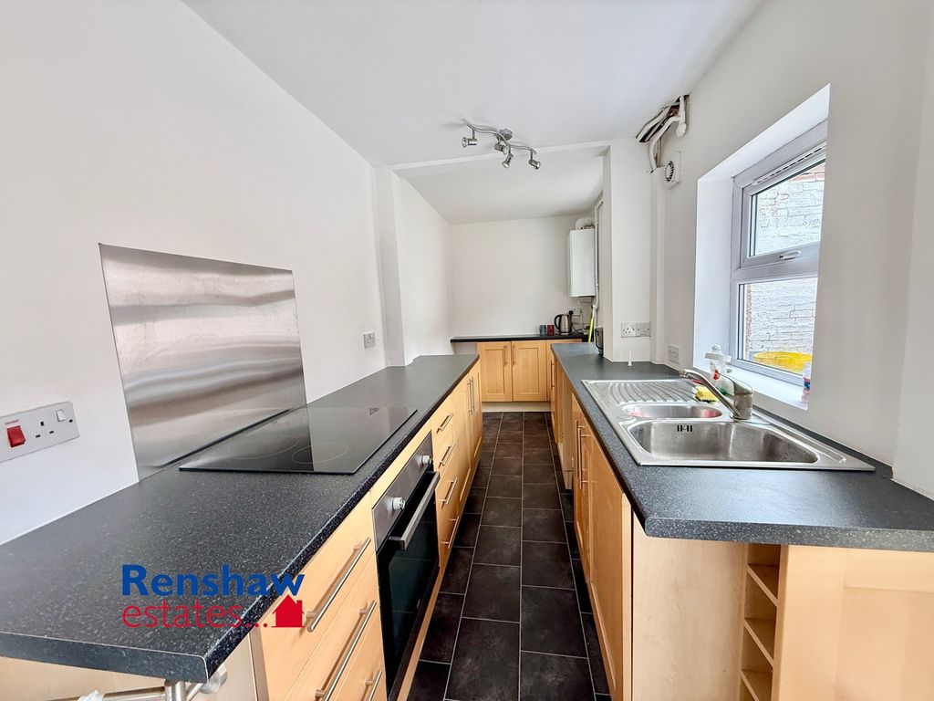 Property photo 2 of 9 K (1)