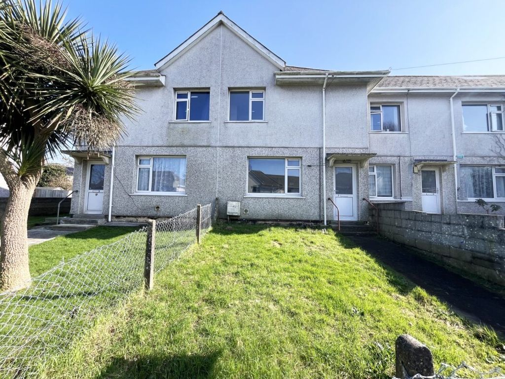 Property photo 1 of 17 Front