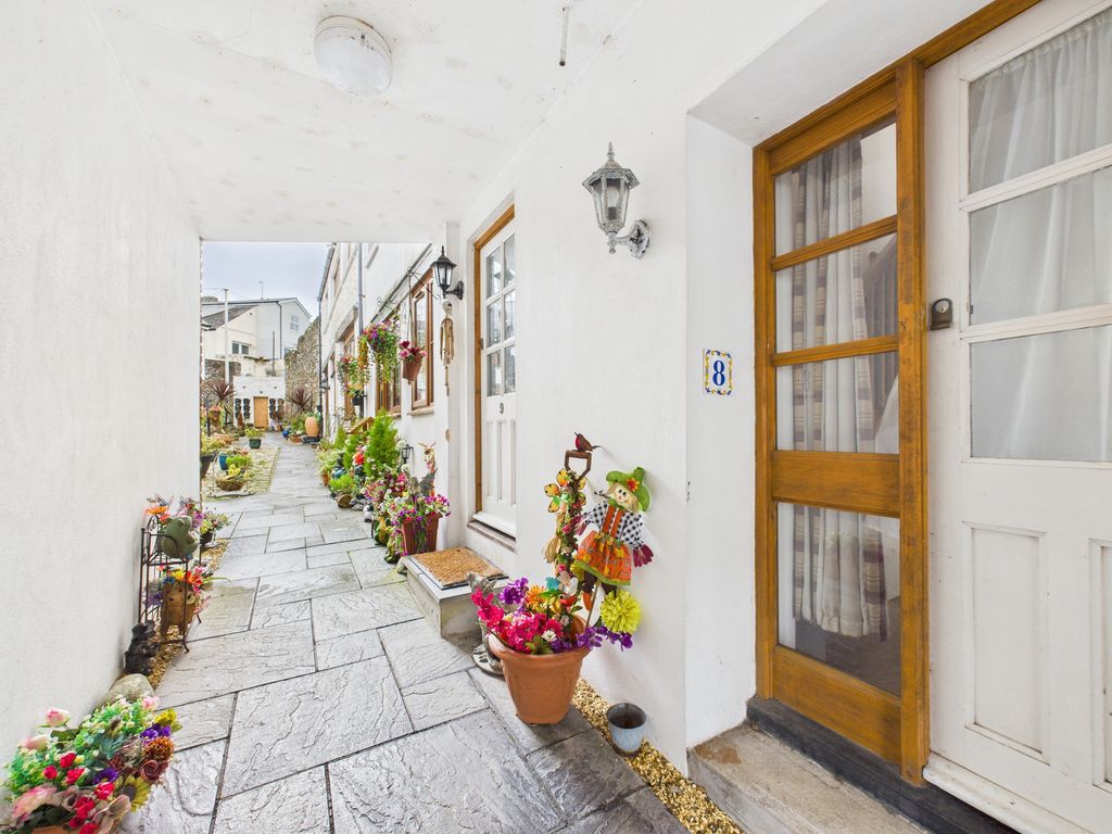 Property photo 3 of 22